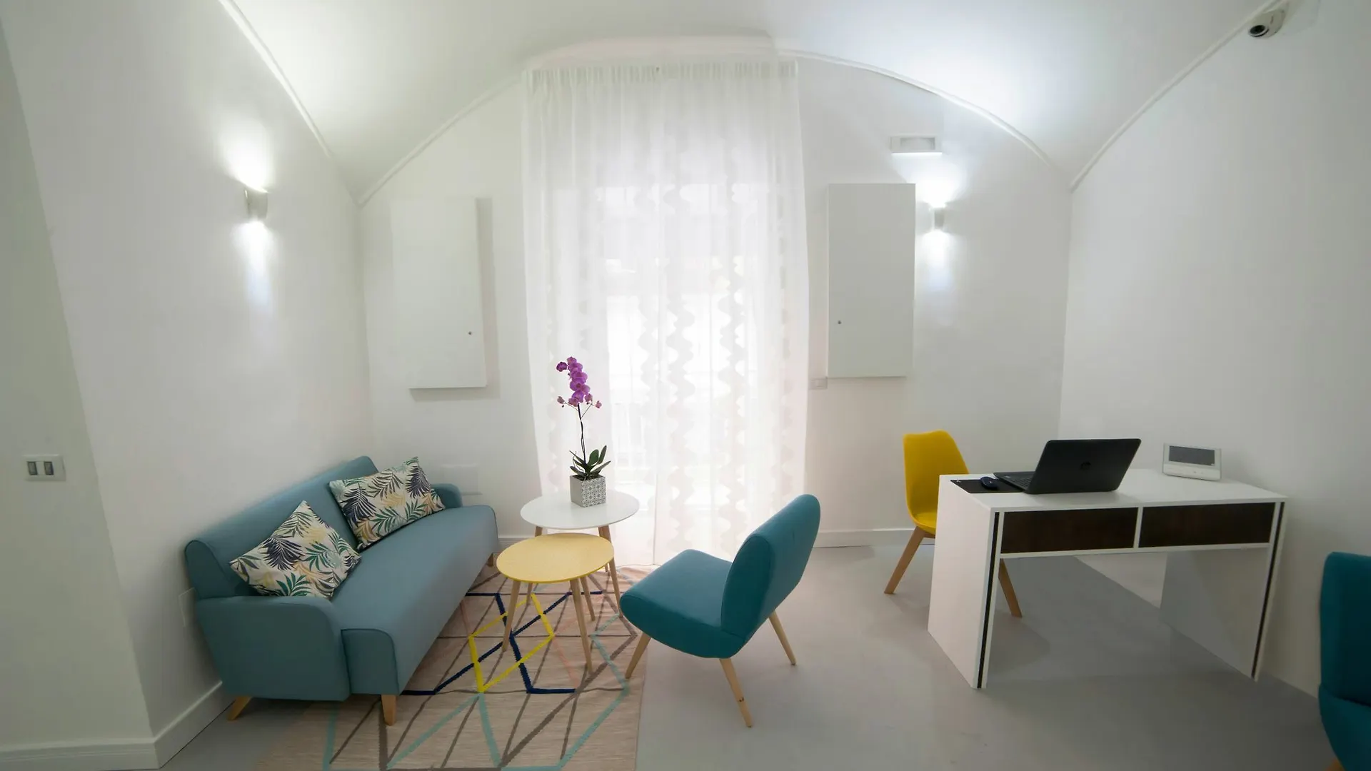 Dada Suite Неаполь